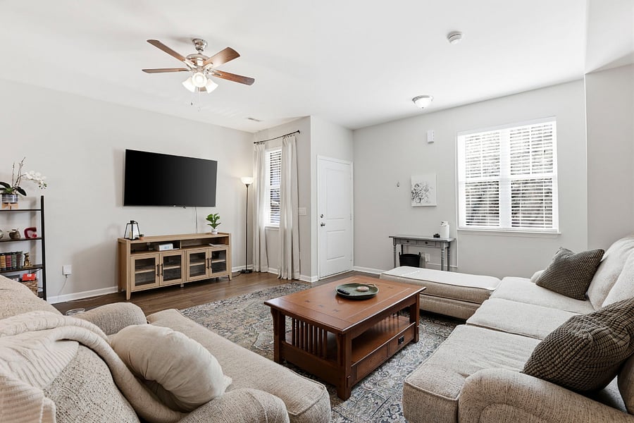 Furnished Finder property 1036034_1 photo 3
