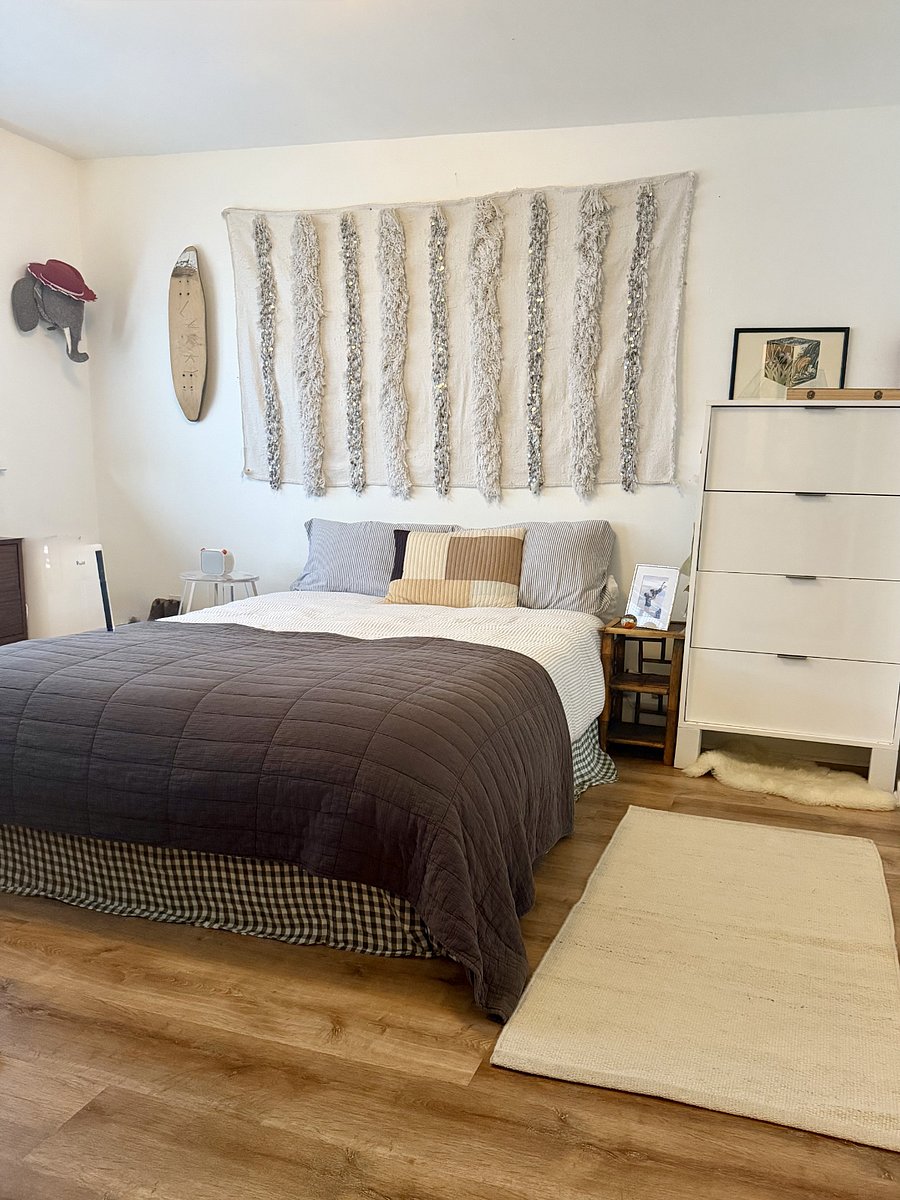 second bedroom