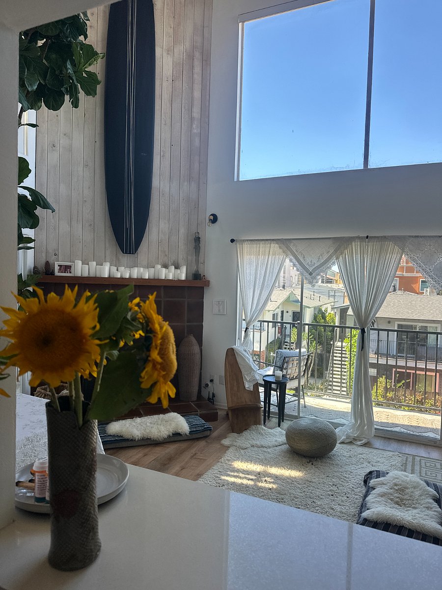 Furnished Finder property 1036037_1 photo 3