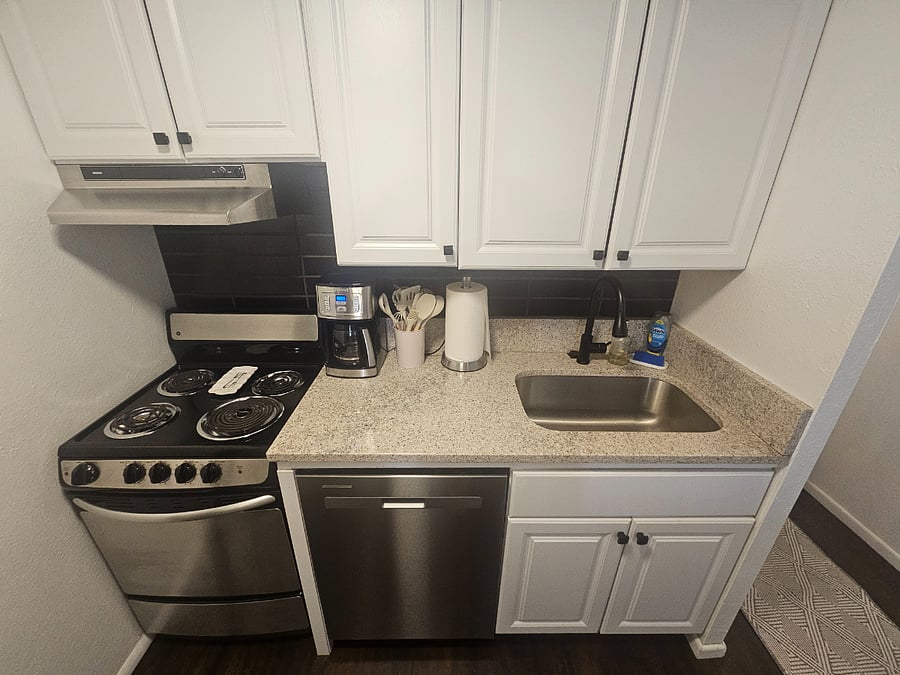Furnished Finder property 1036053_1 photo 7