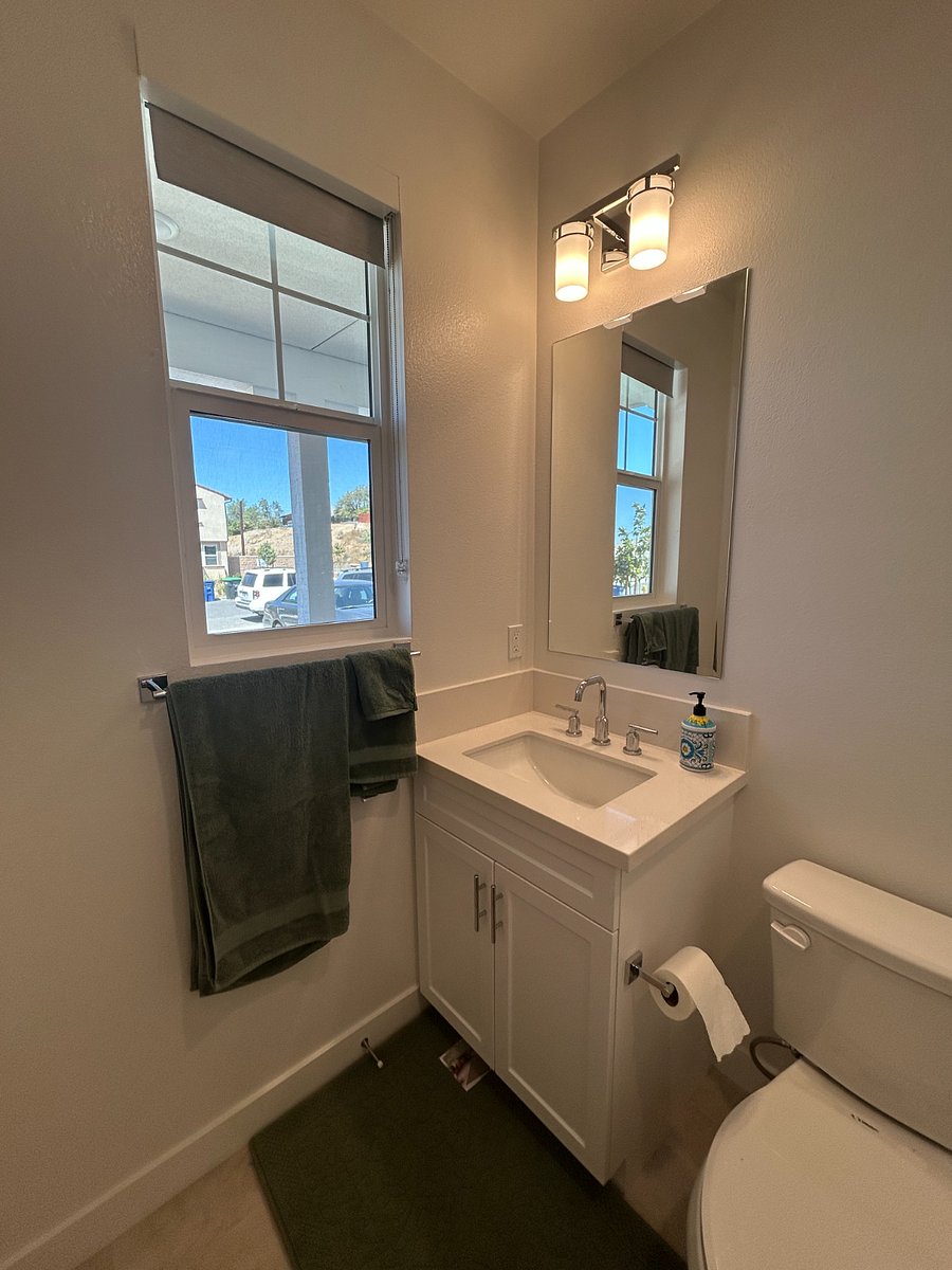 Furnished Finder property 1036058_1 photo 4