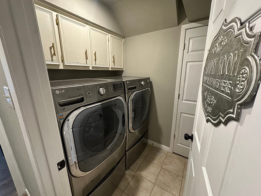 Furnished Finder property 1036060_1 photo 12