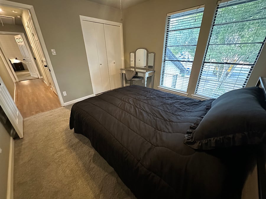 Furnished Finder property 1036060_1 photo 21