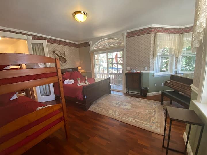 Furnished Finder property 1036065_1 photo 13