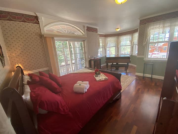 Furnished Finder property 1036065_1 photo 12