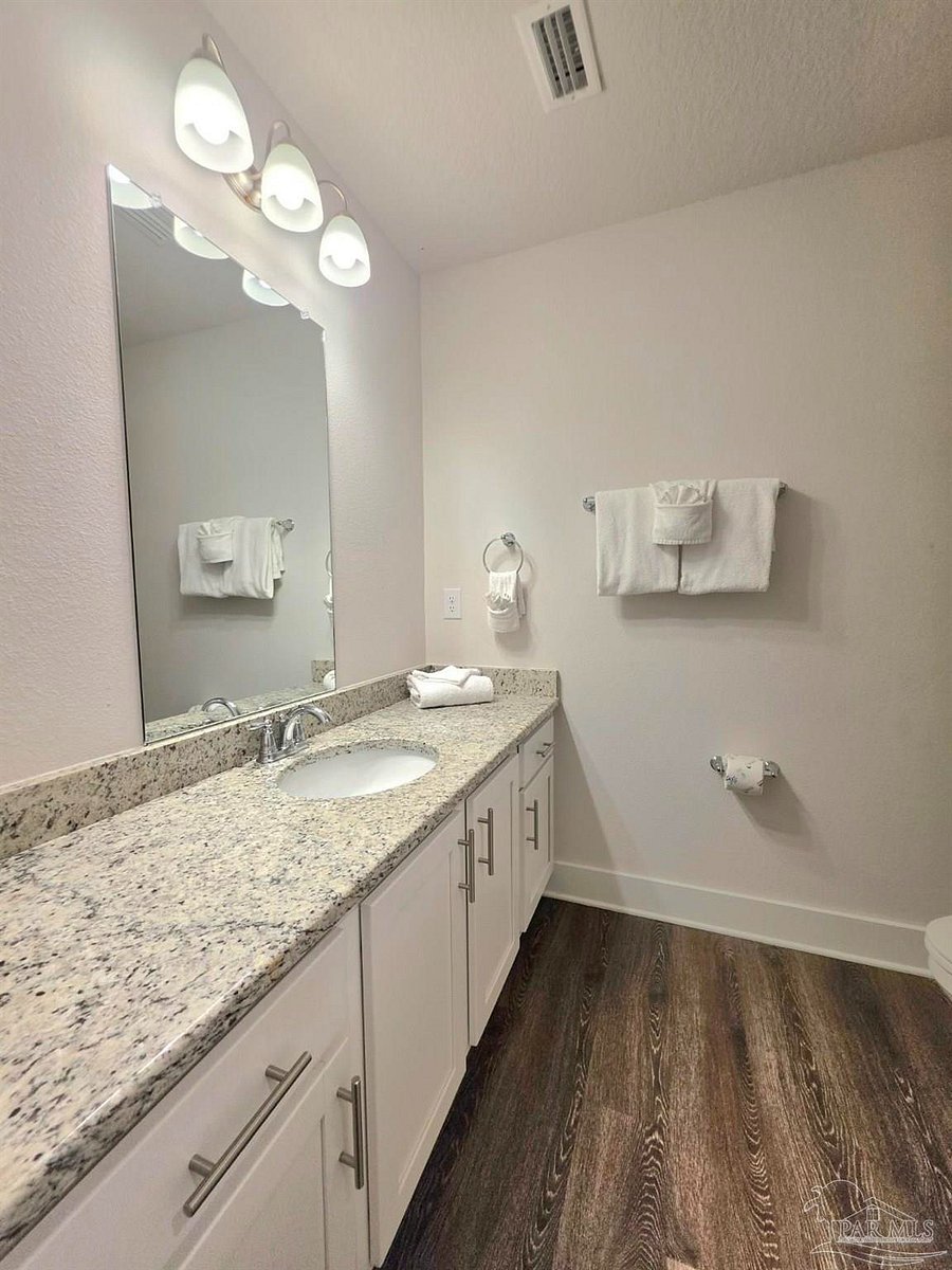 Furnished Finder property 1036078_1 photo 14