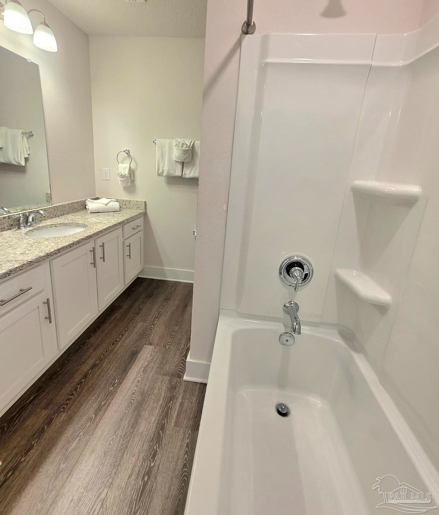 Furnished Finder property 1036078_1 photo 15