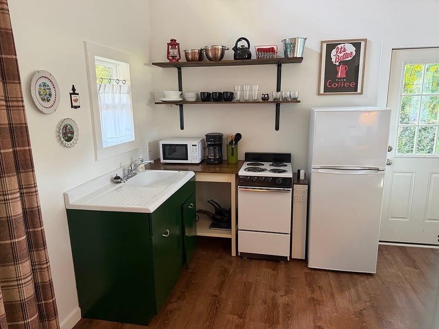 Furnished Finder property 1036085_1 photo 9