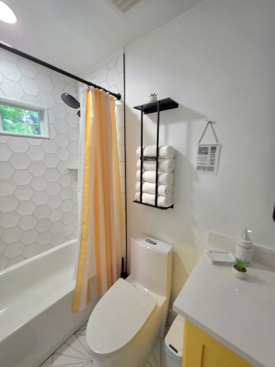 Furnished Finder property 1036118_1 photo 19
