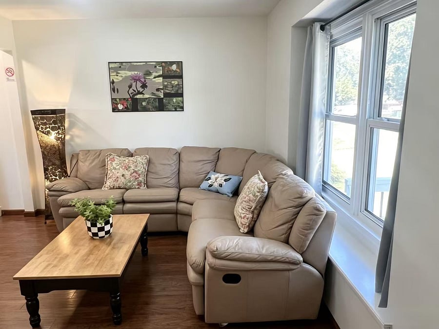 Furnished Finder property 1036124_1 photo 3