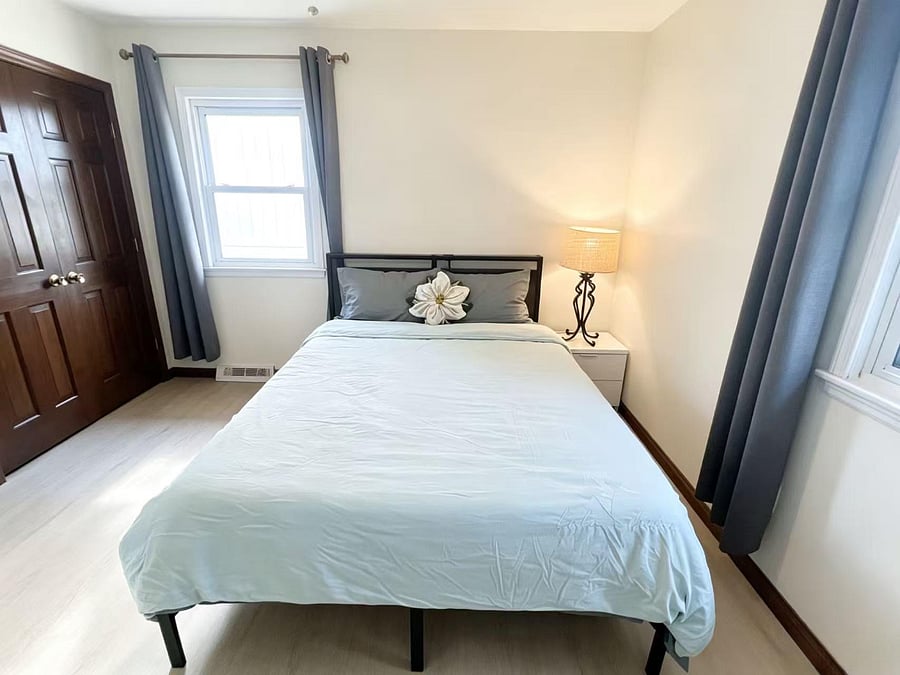 Furnished Finder property 1036124_1 photo 12