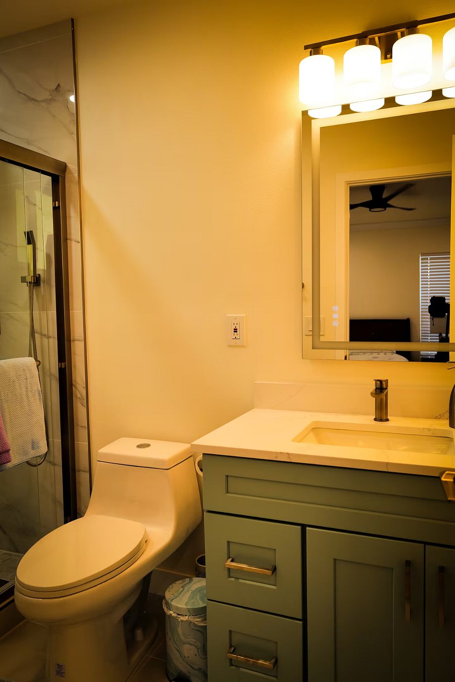 Furnished Finder property 1036148_1 photo 15