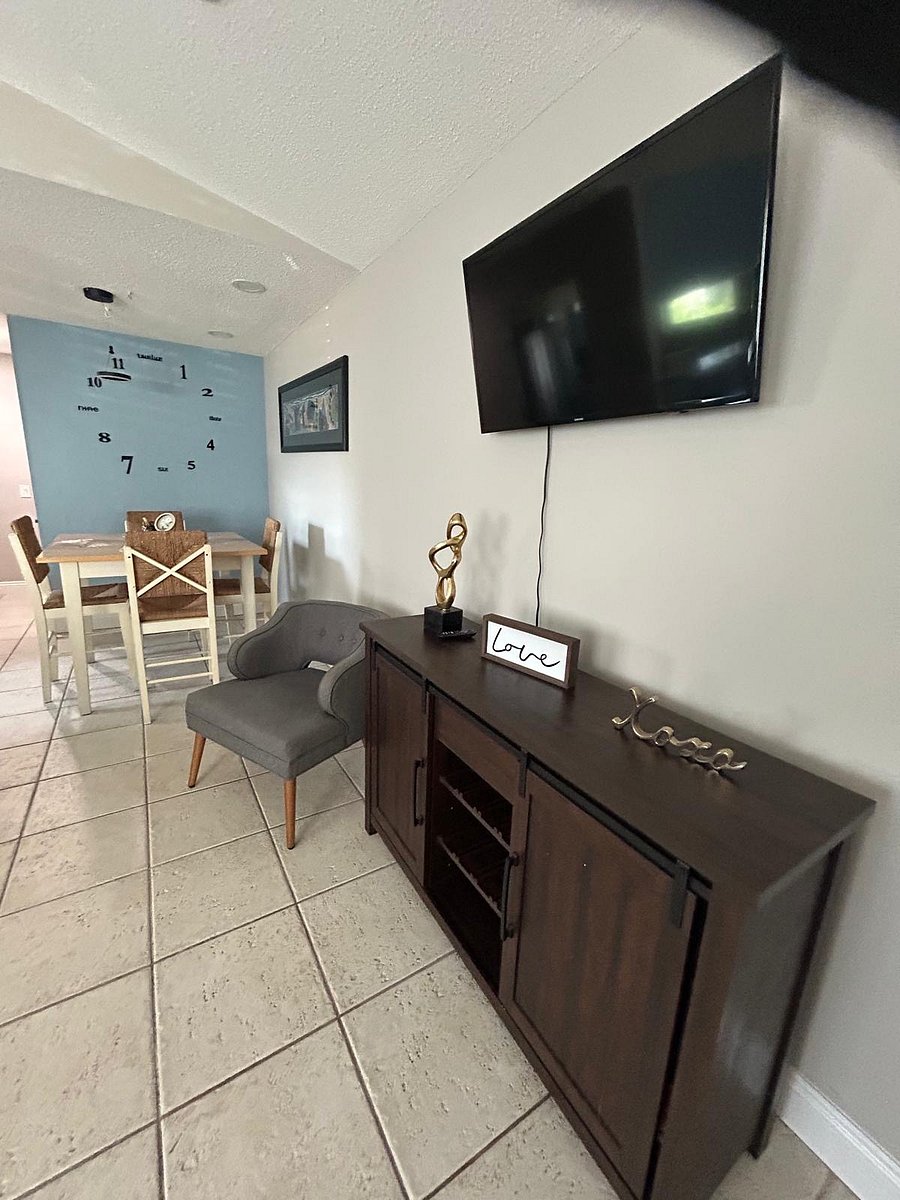 Furnished Finder property 1036157_1 photo 18