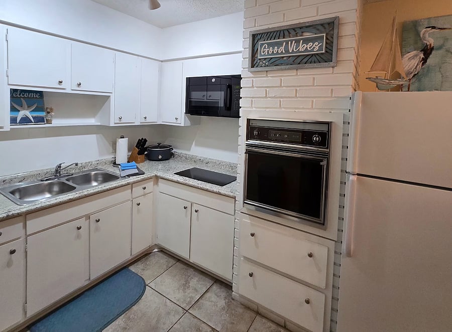 another full kitchen