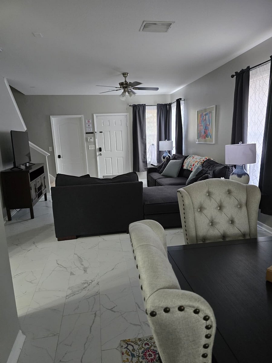 Furnished Finder property 1036162_1 photo 10