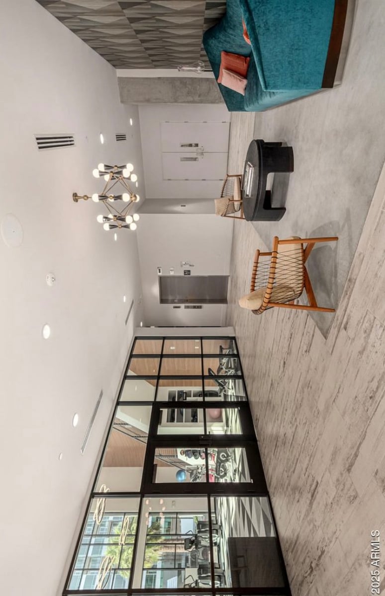 Furnished Finder property 1036169_1 photo 2