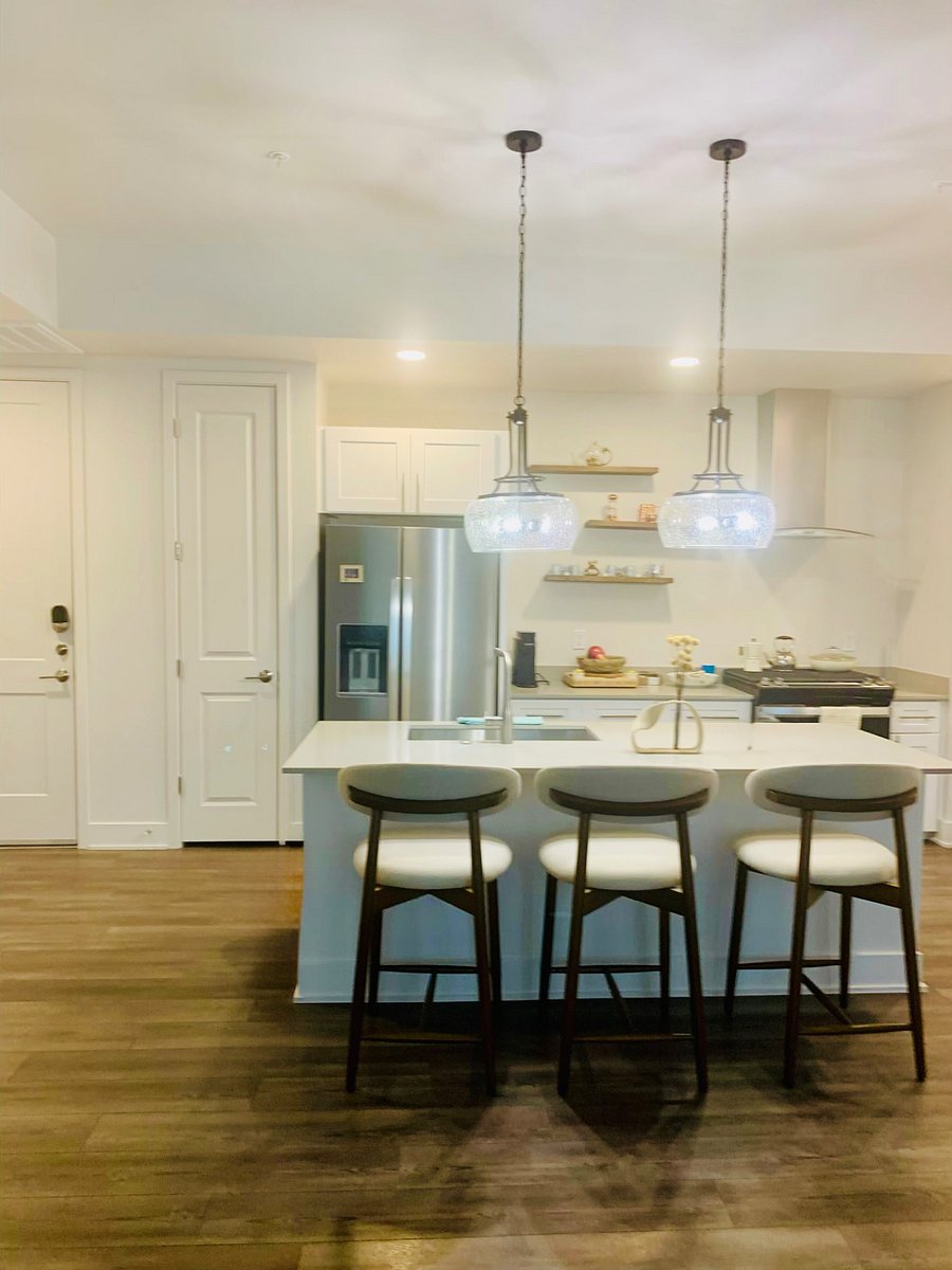 Furnished Finder property 1036169_1 photo 1