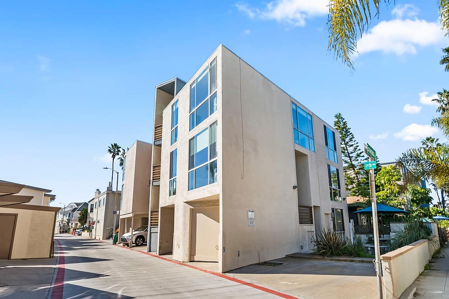 Furnished Finder property 1036194_1 photo 3