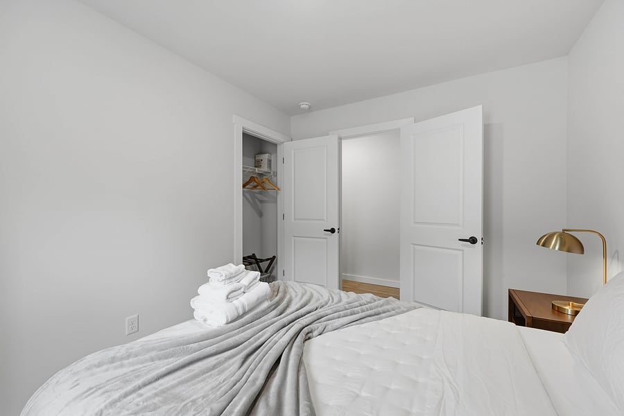 Furnished Finder property 1036202_1 photo 23