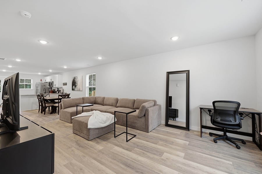 Furnished Finder property 1036202_1 photo 4