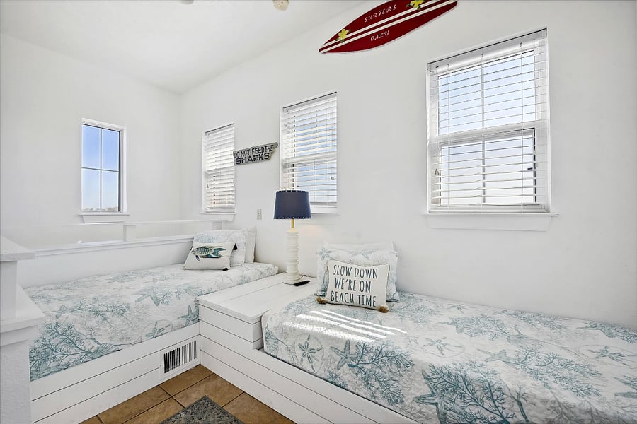 Furnished Finder property 1036210_1 photo 11