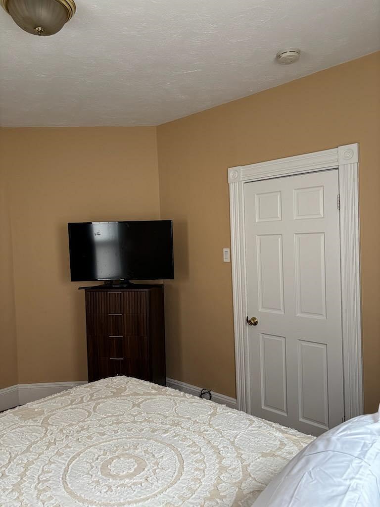 Furnished Finder property 1036219_1 photo 14