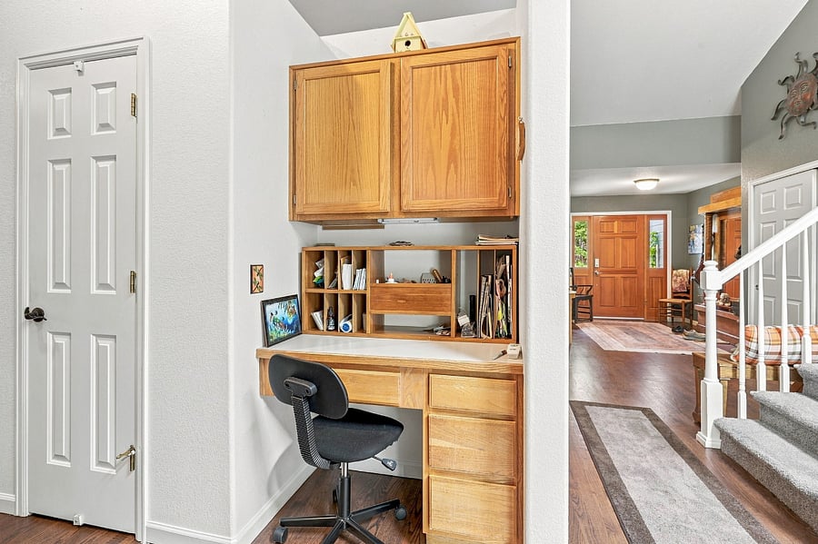 Kitchen (main floor): Full pantry and built in desk.