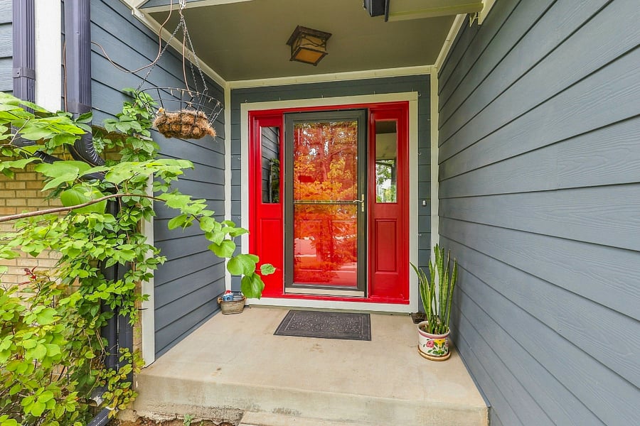 View 1: Entry into home