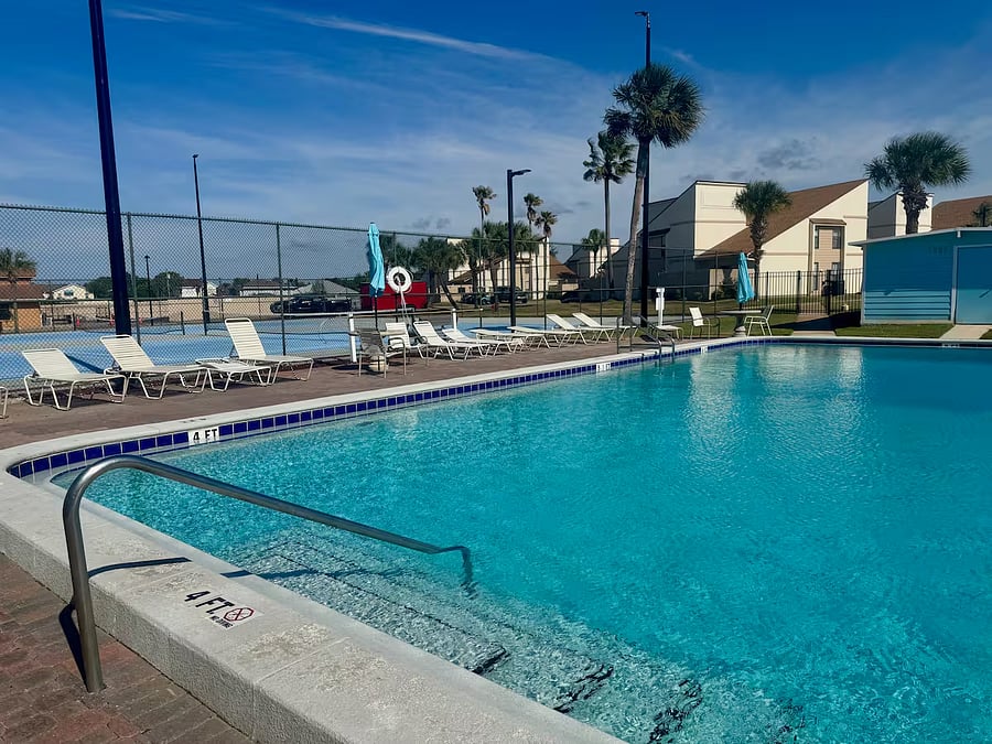 Furnished Finder property 1036239_1 photo 25