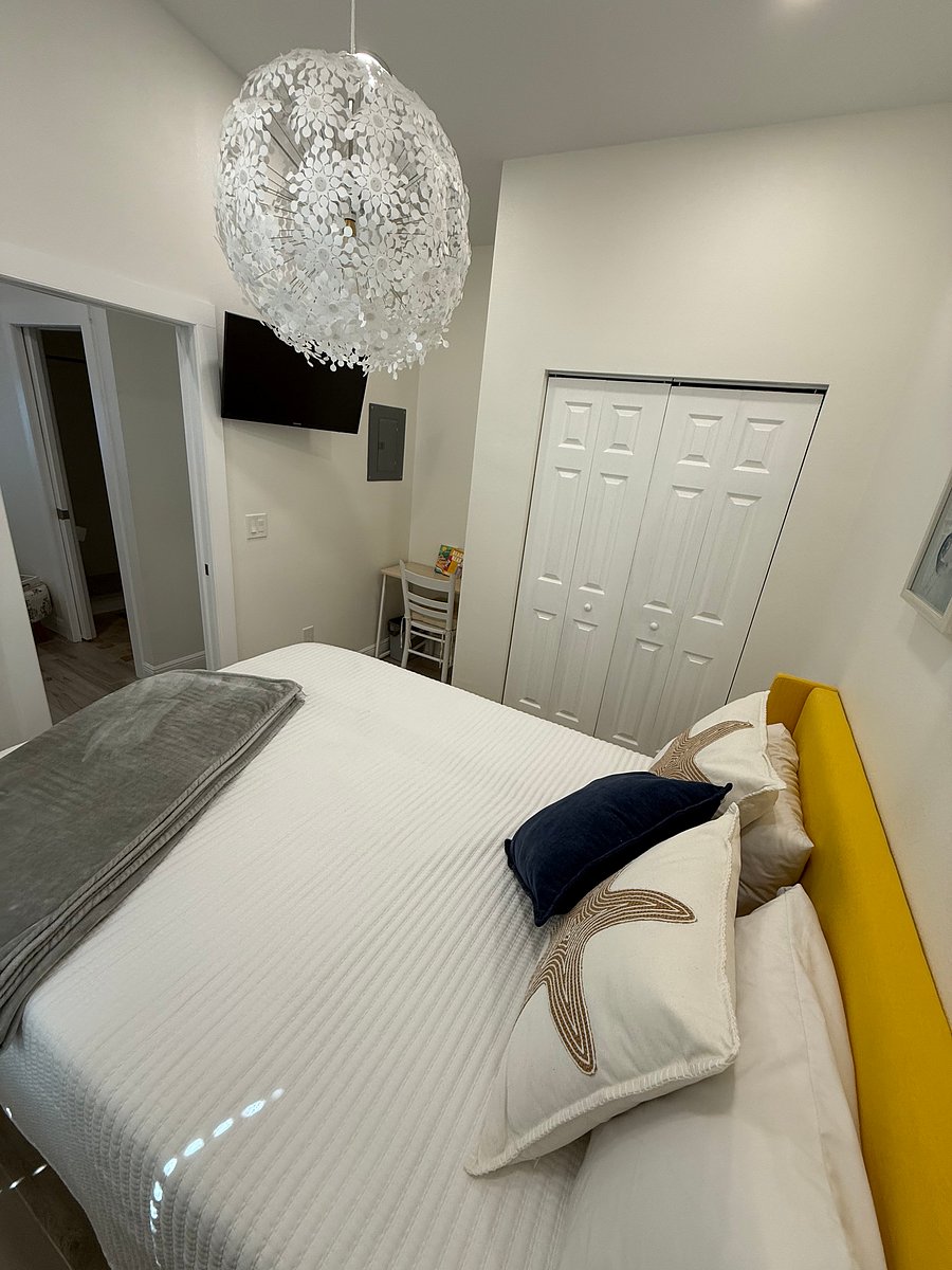 Furnished Finder property 1036253_1 photo 11