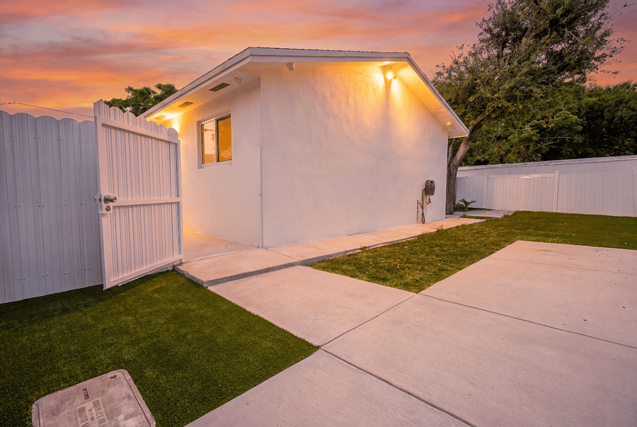 Furnished Finder property 1036282_1 photo 17