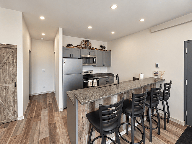 Furnished Finder property 1036351_1 photo 3