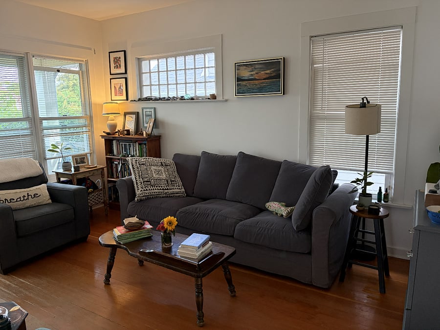 Livingroom from another angle