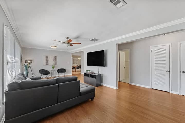 Furnished Finder property 1036370_1 photo 3