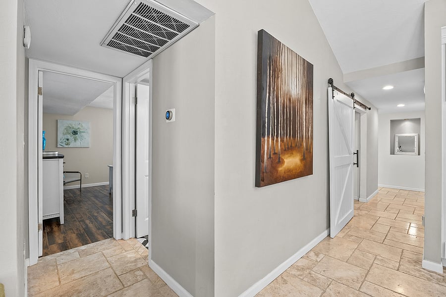 Furnished Finder property 1036373_1 photo 5
