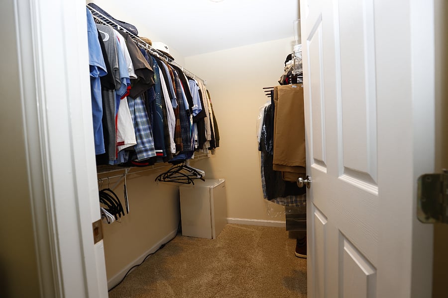 Master Closet1