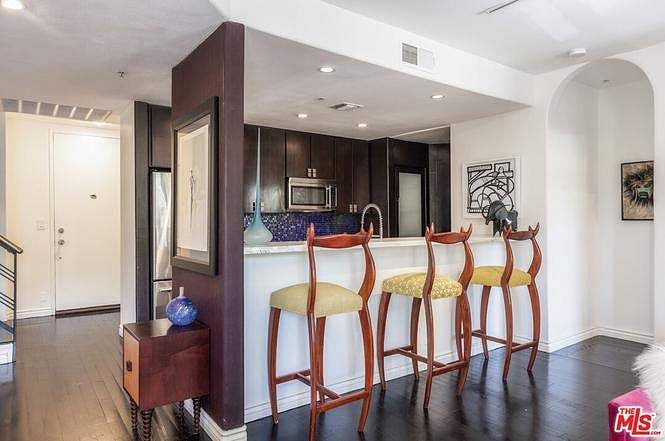 Furnished Finder property 1036385_1 photo 10