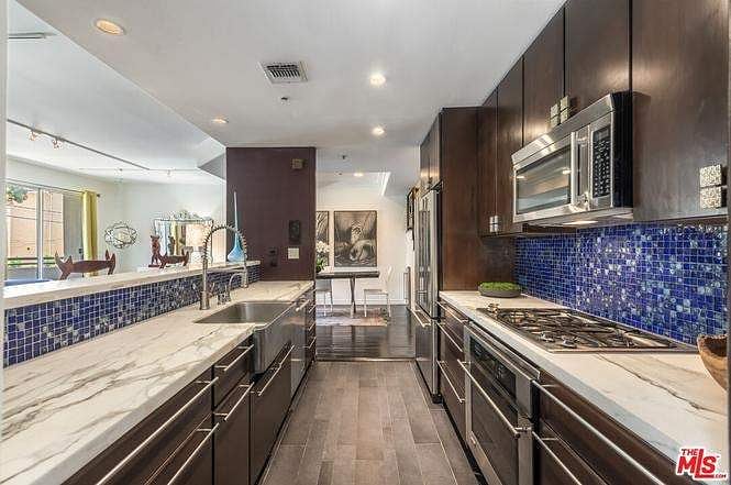 Furnished Finder property 1036385_1 photo 16