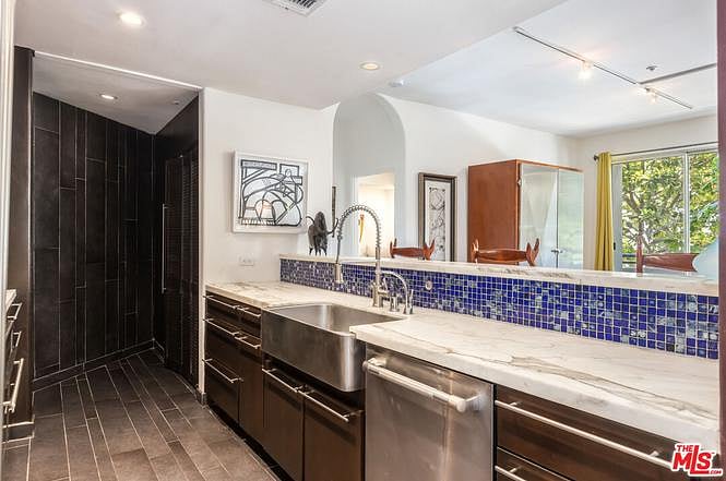 Furnished Finder property 1036385_1 photo 14