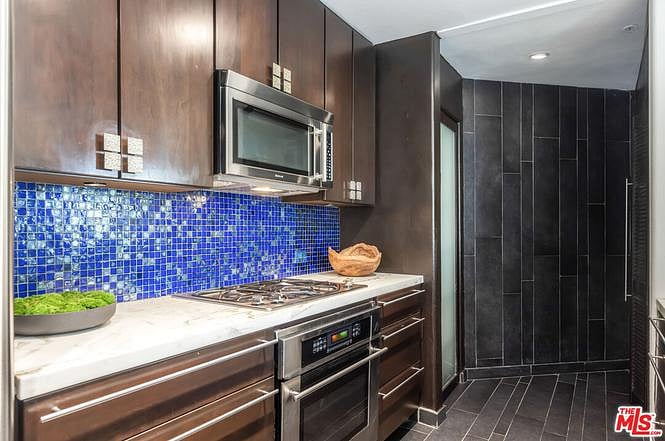 Furnished Finder property 1036385_1 photo 13