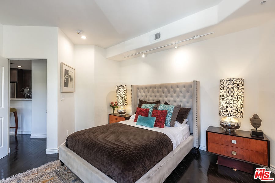 Furnished Finder property 1036385_1 photo 24