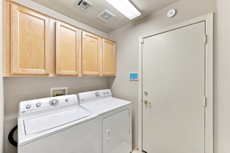 Furnished Finder property 1036388_1 photo 8