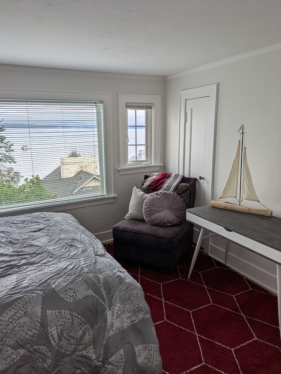 Furnished Finder property 1036402_1 photo 3