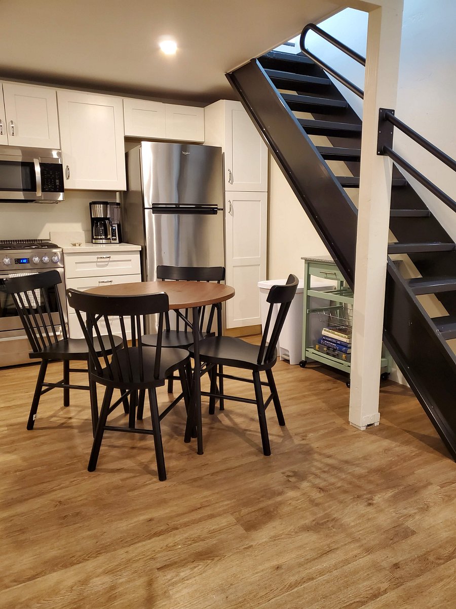 Furnished Finder property 1036404_2 photo 4