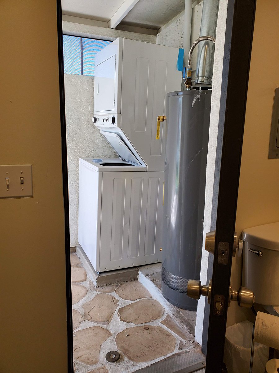 Furnished Finder property 1036404_2 photo 30