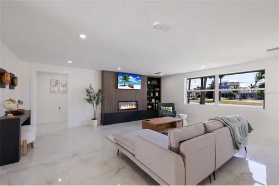 Furnished Finder property 1036414_1 photo 10