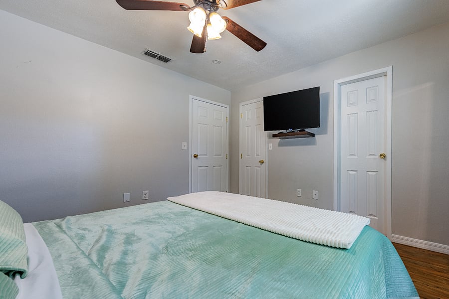 Furnished Finder property 1036430_1 photo 9