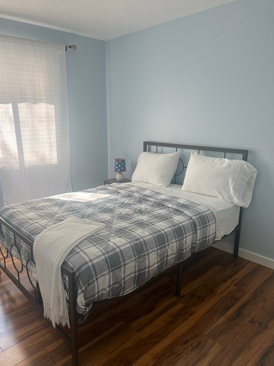 Furnished Finder property 1036456_1 photo 11