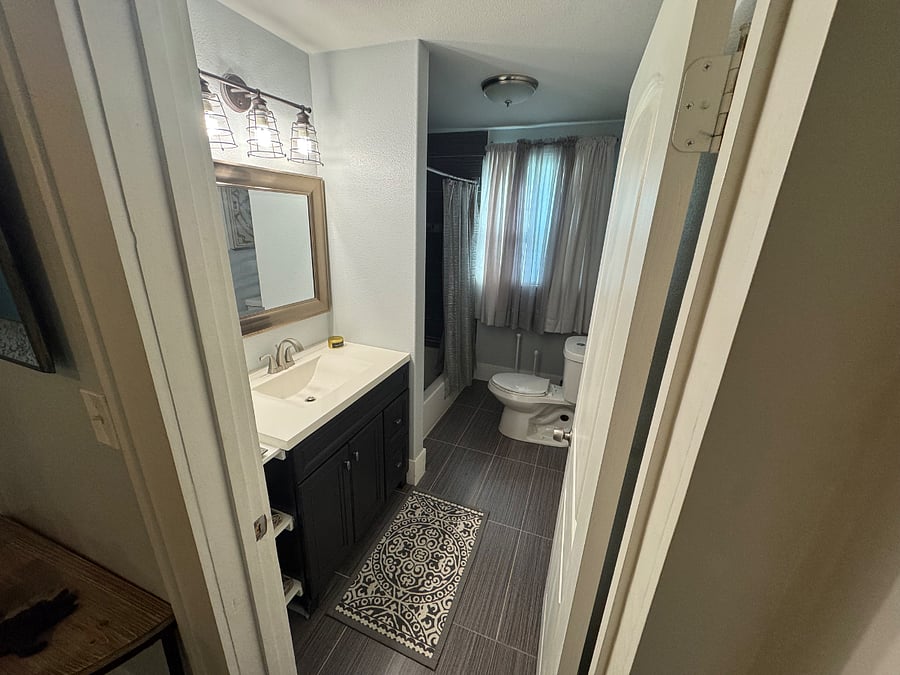 Furnished Finder property 1036458_1 photo 9