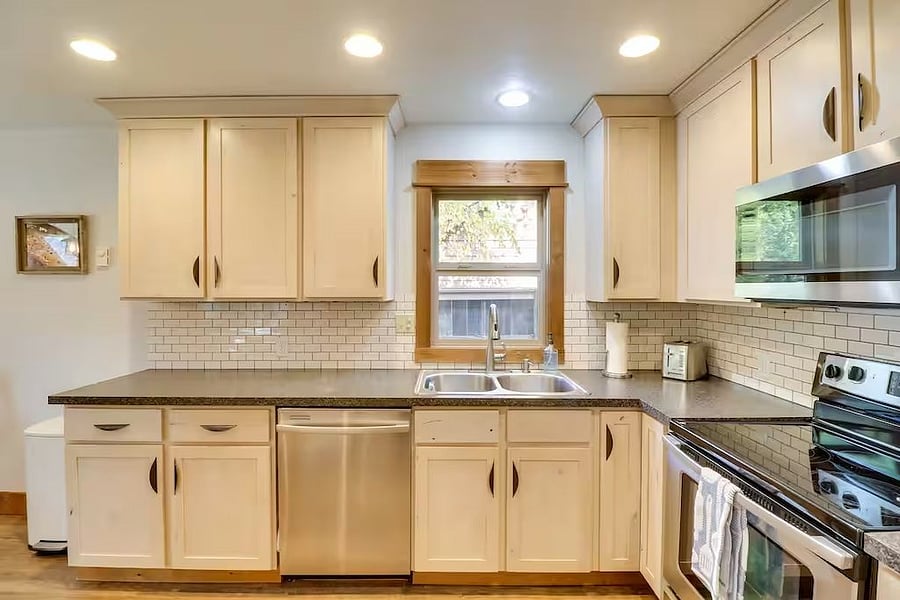 Furnished Finder property 1036463_1 photo 4